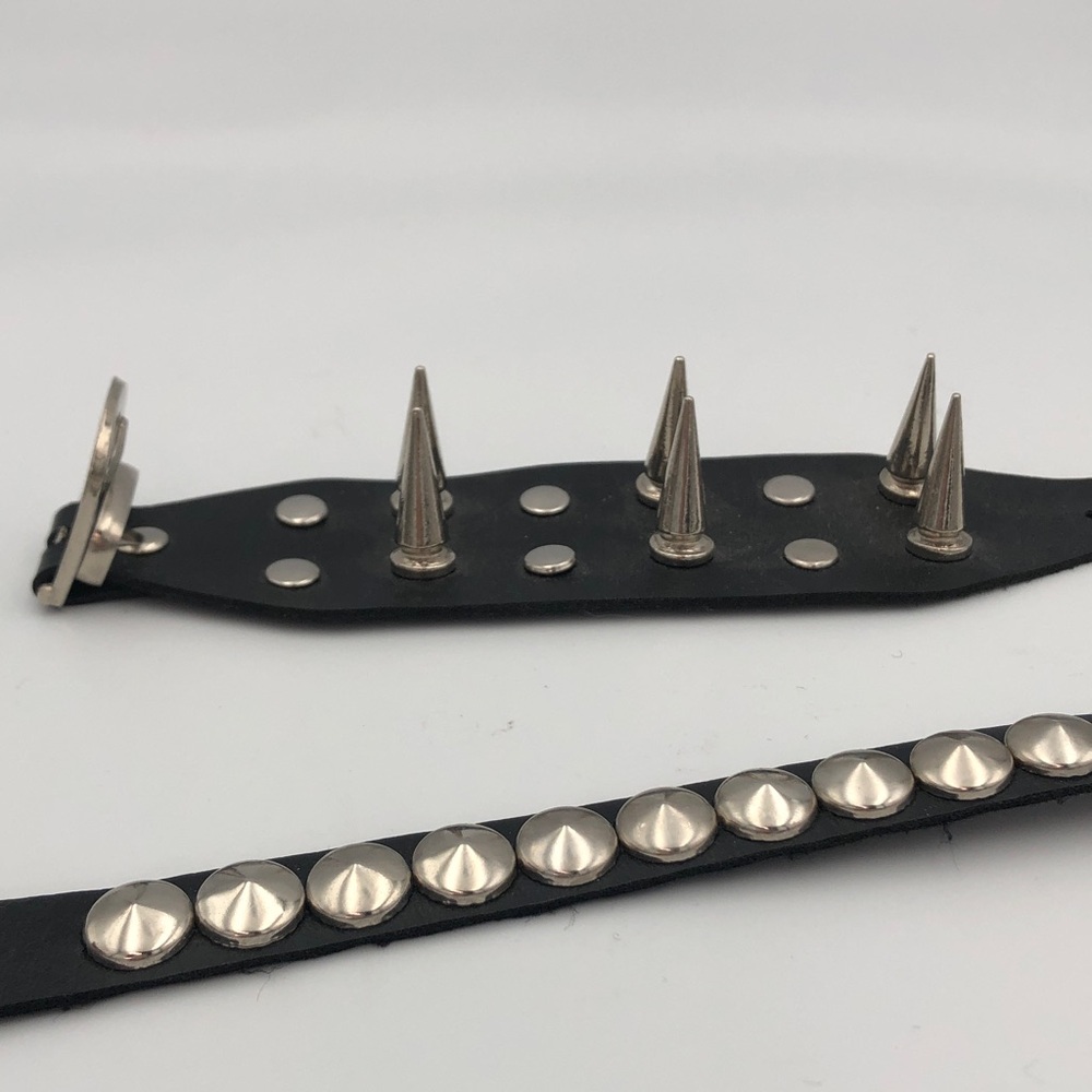 Mens Bracelet Set of 2 New Black Silver-tone Studded And Spikes - Picture 3 of 7